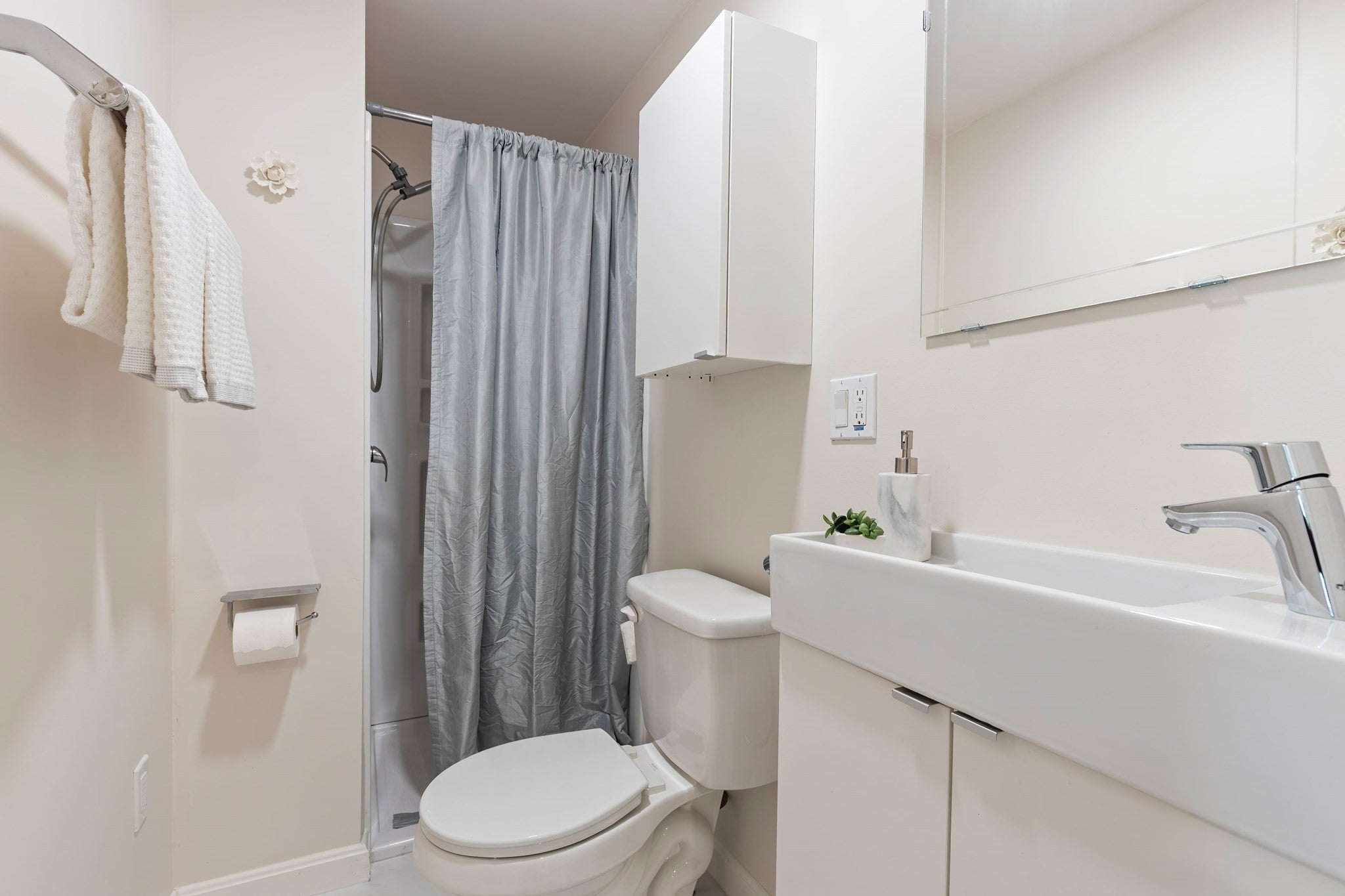 84 West St, Newton, MA, 84 West St, Newton, MA Photo #12