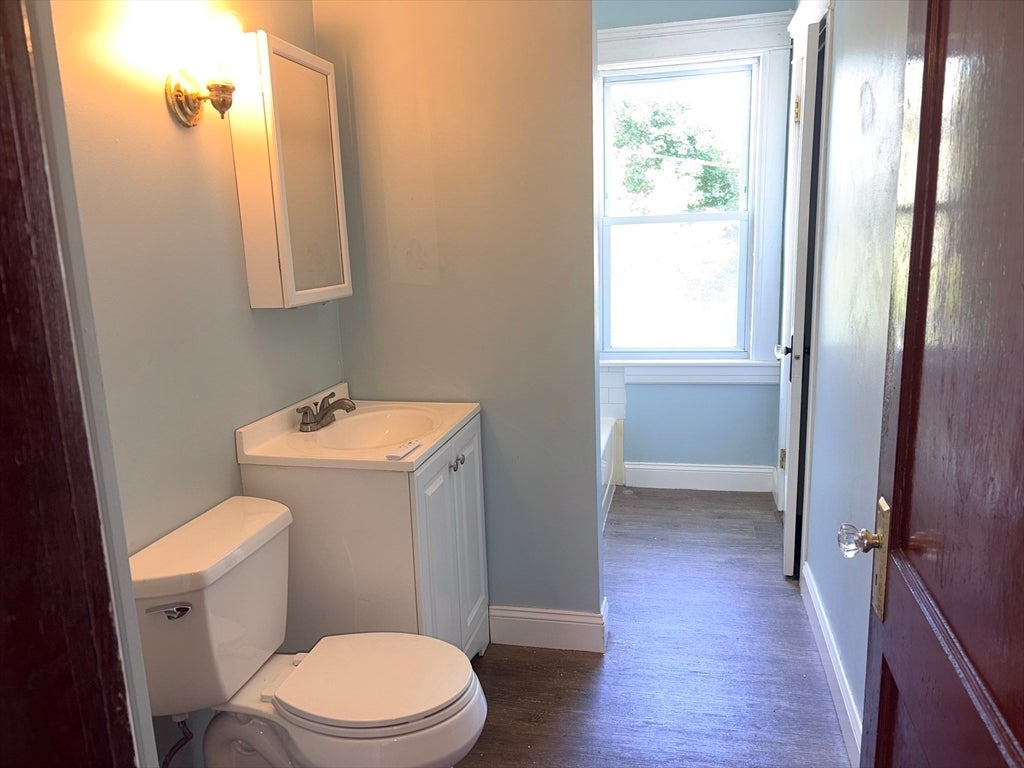 10 Eddy St, Webster, MA Photo #22