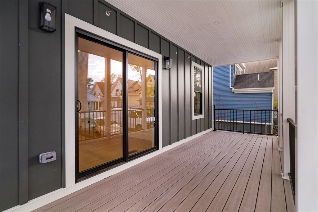 Somerville, Massachusetts 02145, United States, 7 Bedrooms Bedrooms, ,7 BathroomsBathrooms,Residential,Active,242715