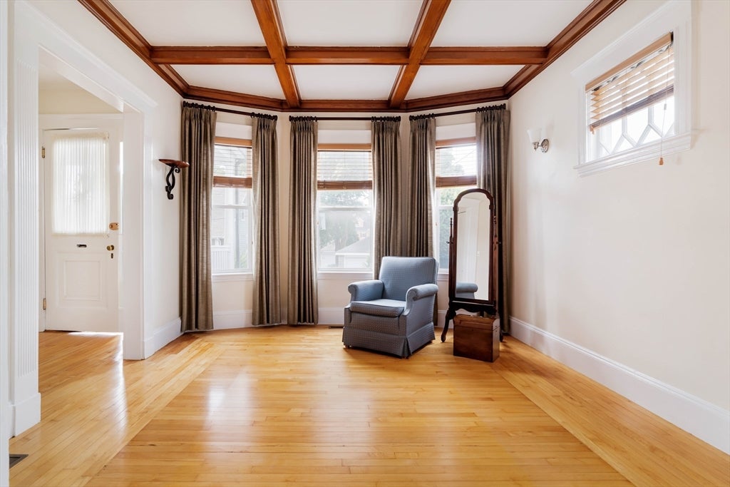 2-4 Peabody Rd