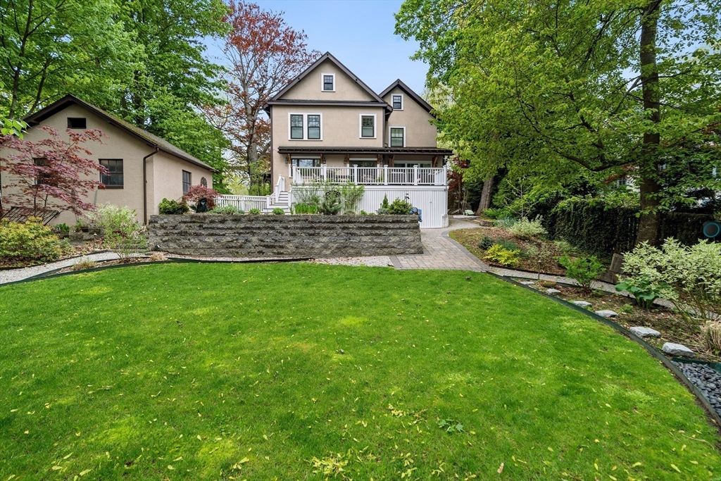 21 Clover St