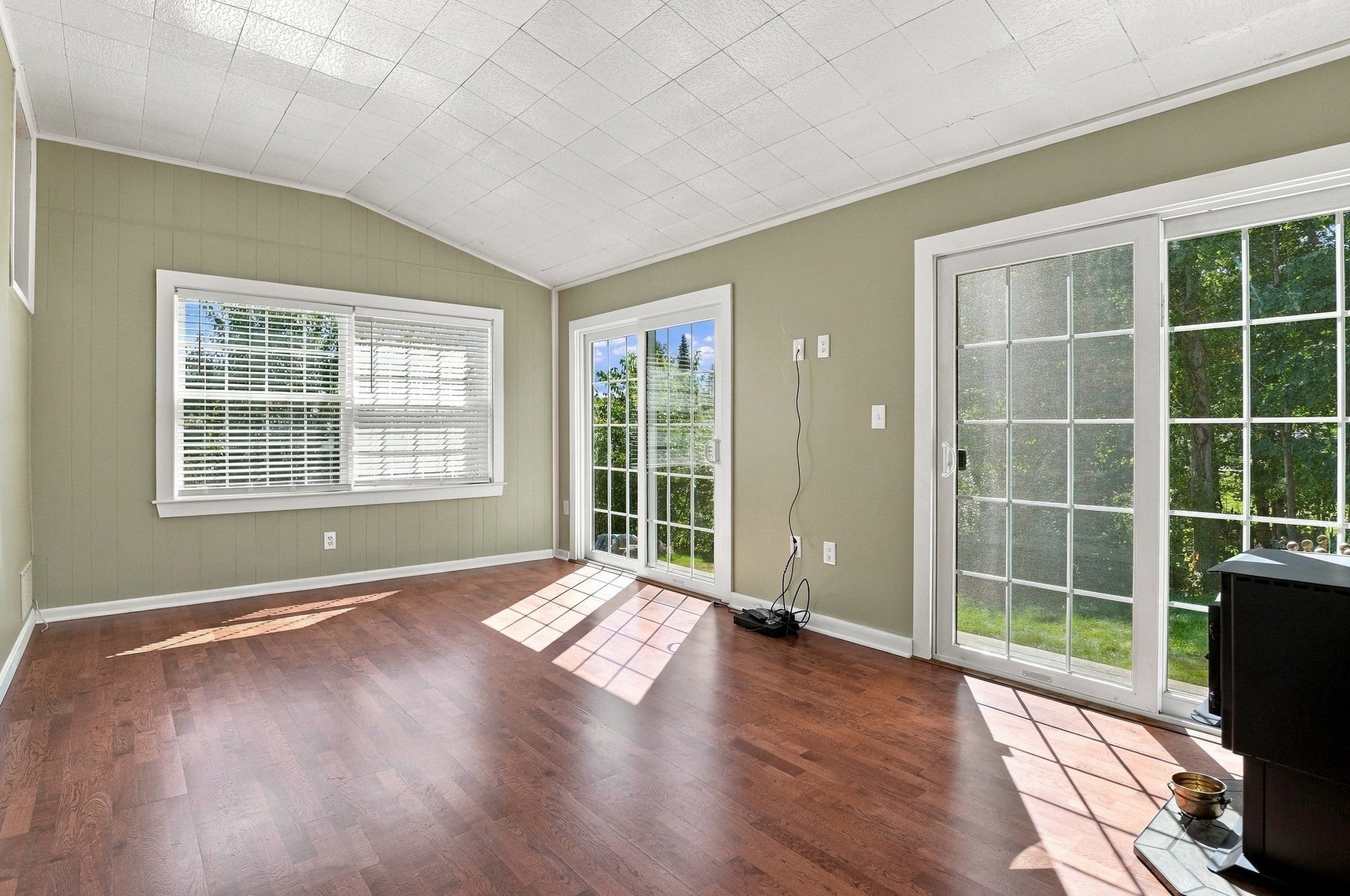 6 Danielian Drive, West Boylston, MA, 6 Danielian Drive, West Boylston, MA Photo #8