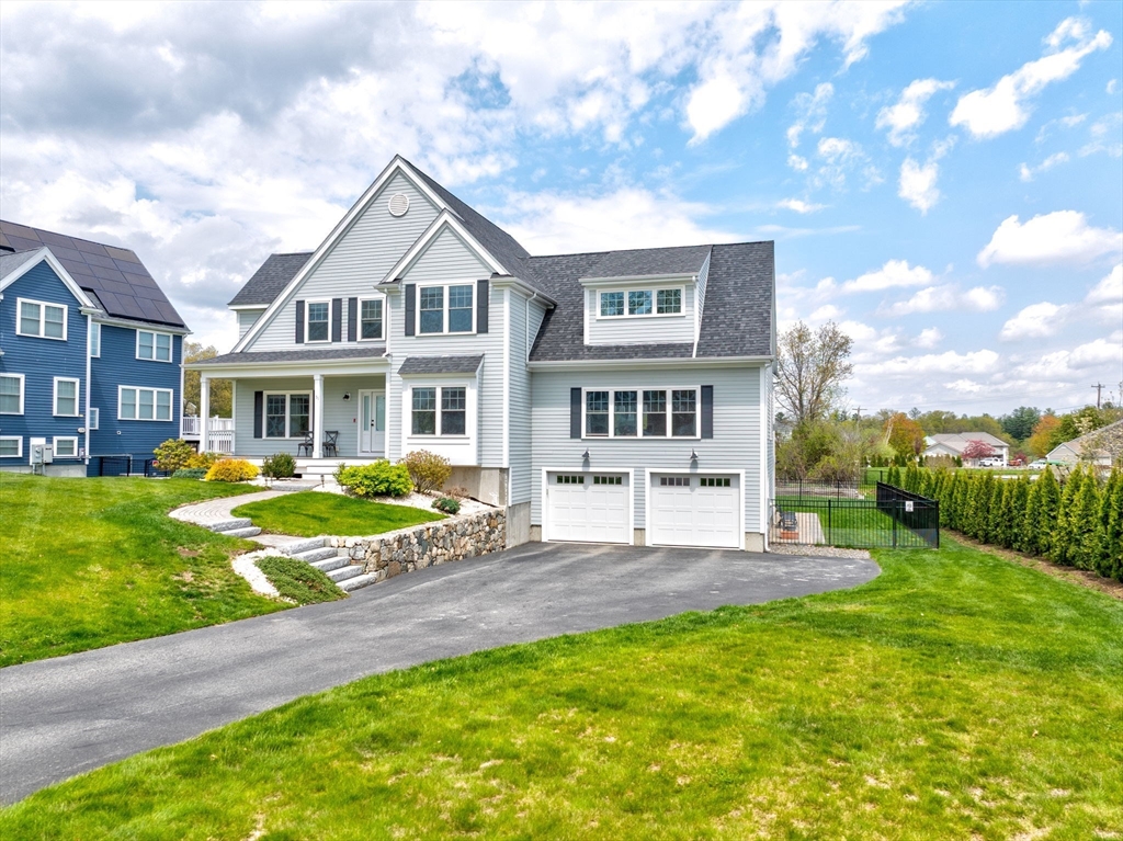 51 Tamarack Rd