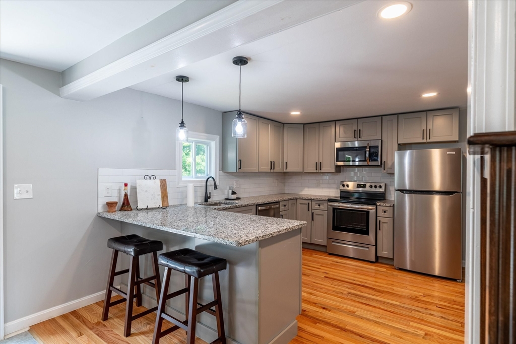 13 Curley Dr, Hudson, MA Photo #10