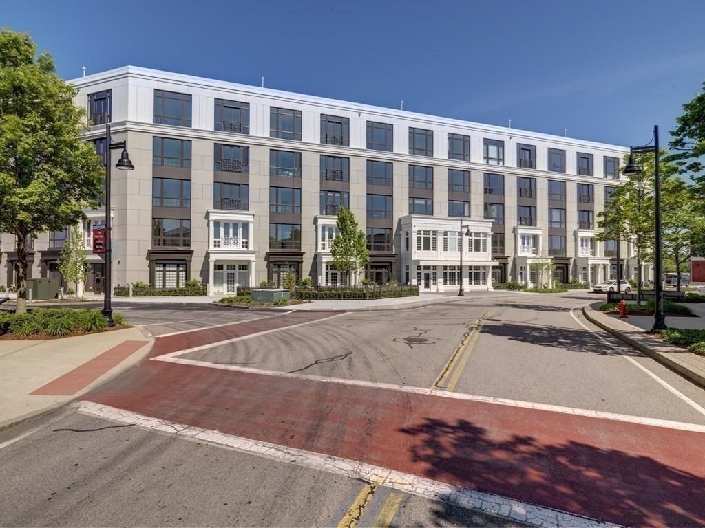 10 Shipyard Drive 216