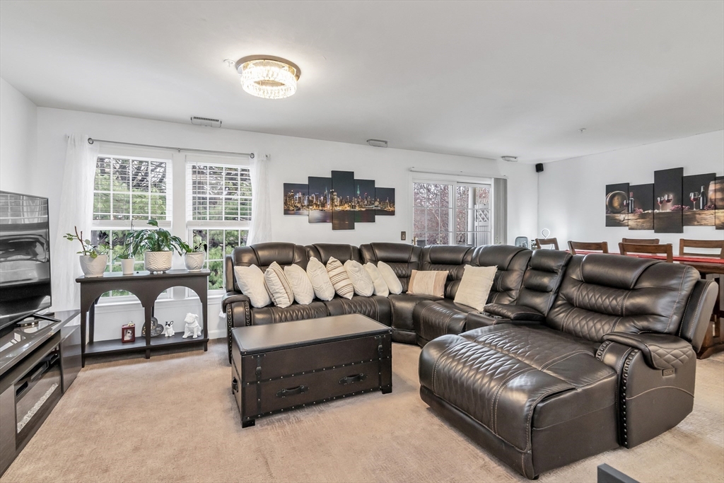 1 Riverview Blvd 7-204