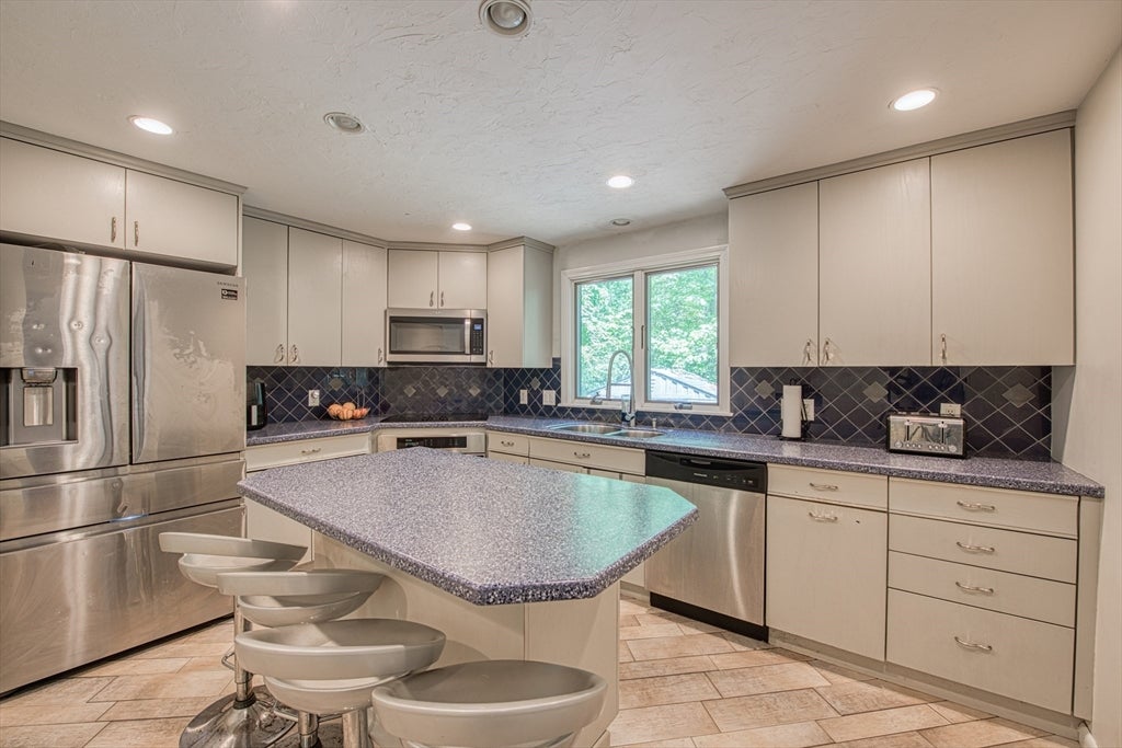 54 Barefoot Hill Road