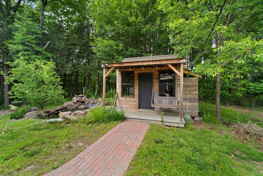 542 Rock Valley Rd