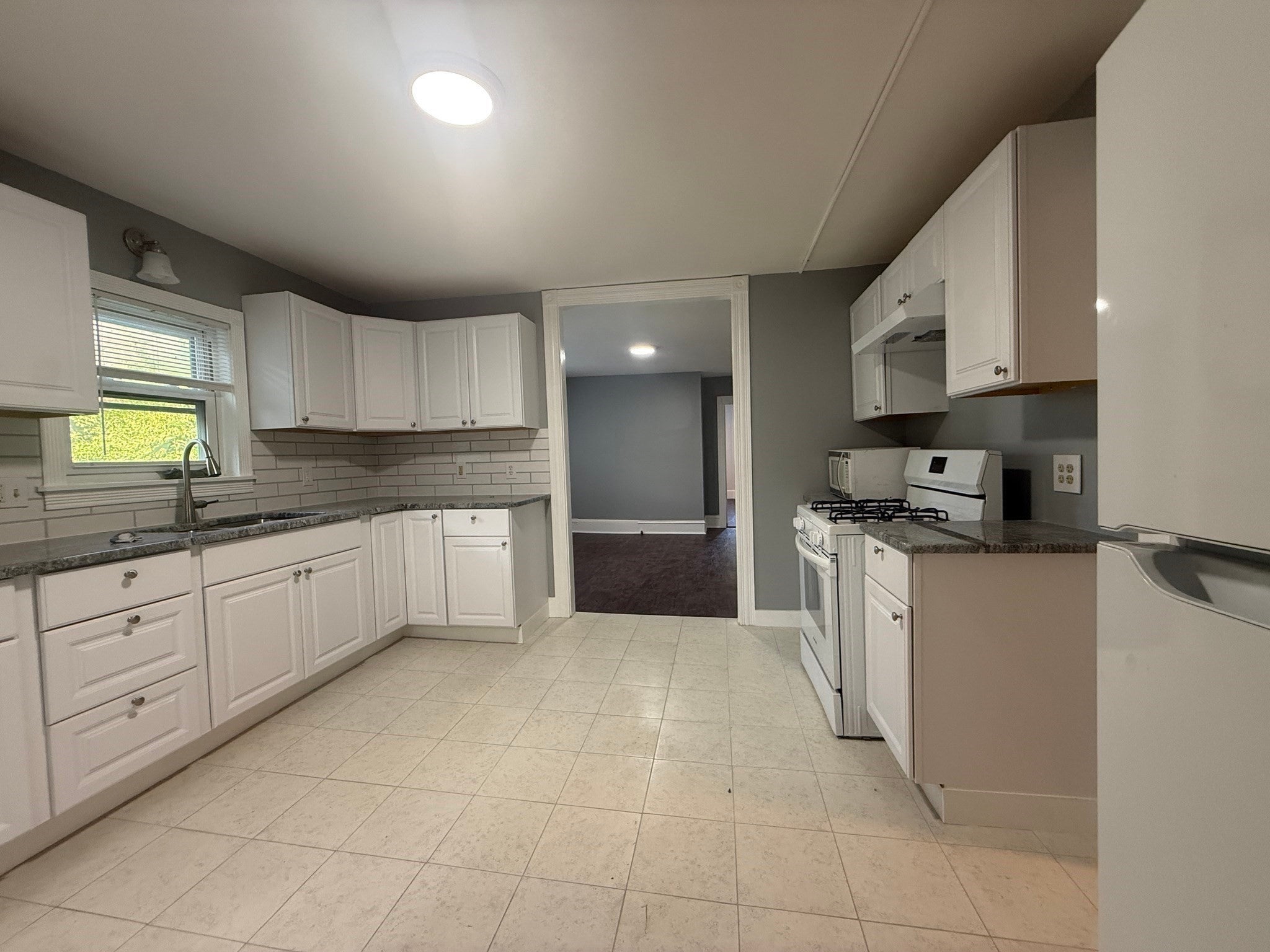 723 Main ST, Warren, MA, 723 Main ST, Warren, MA Photo #2