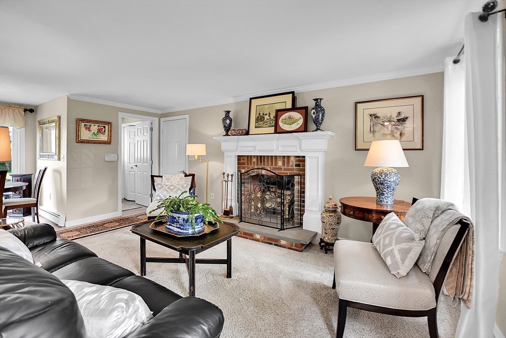 82 Bellingham Rd, Blackstone, MA Photo #12