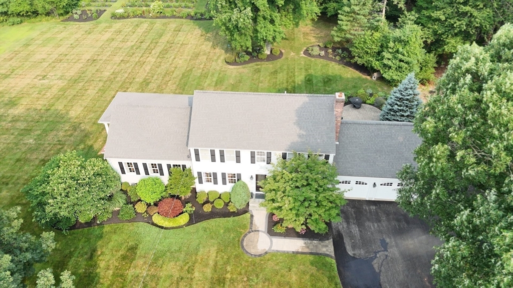82 Bellingham Rd, Blackstone, MA Photo #3