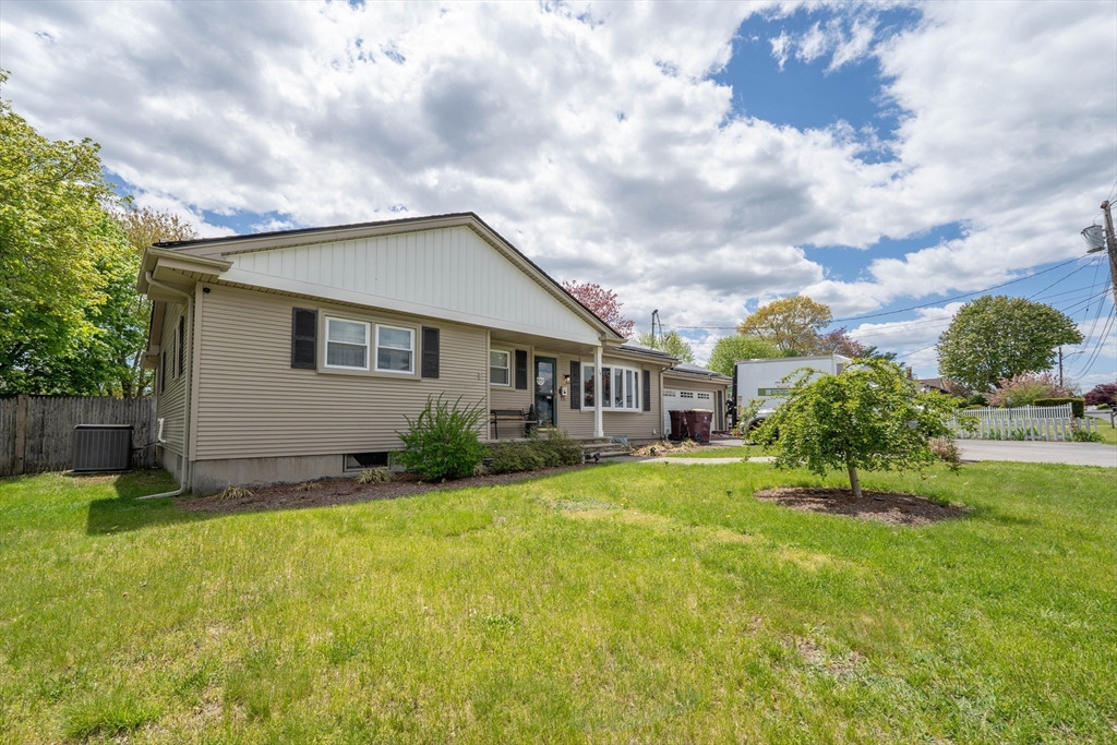 14 Ludlow St, Acushnet, MA Photo #31
