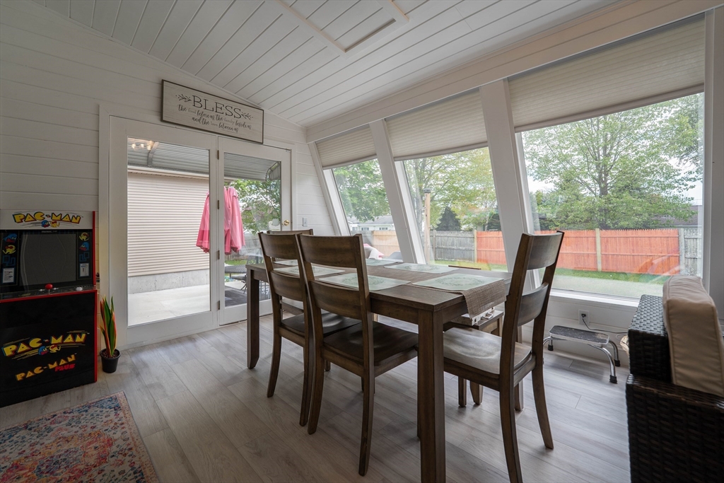 14 Ludlow St, Acushnet, MA Photo #10