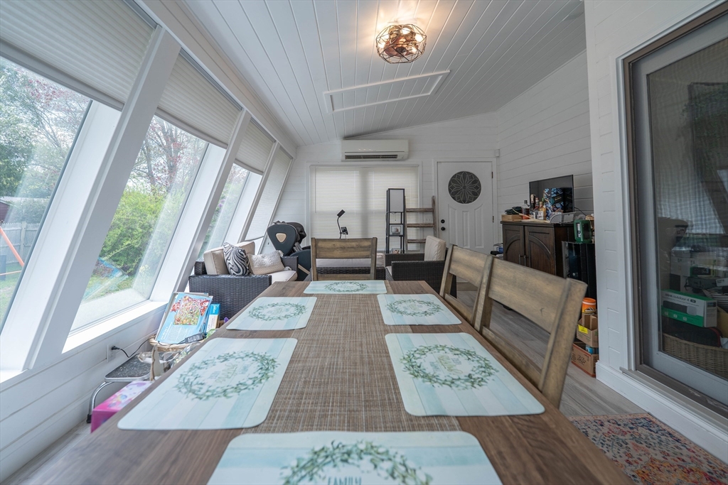 14 Ludlow St, Acushnet, MA Photo #8