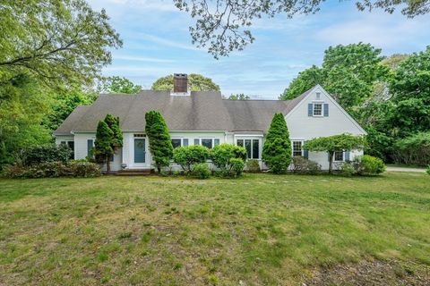 Photo of 19 Elmcroft Way, Yarmouth, MA 02675 (MLS # 73523754)
