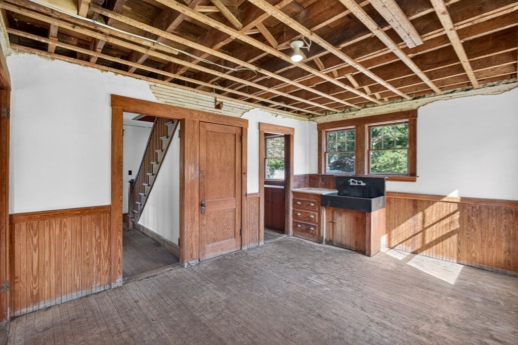 4 Oakland St, Mattapoisett, MA Photo #15