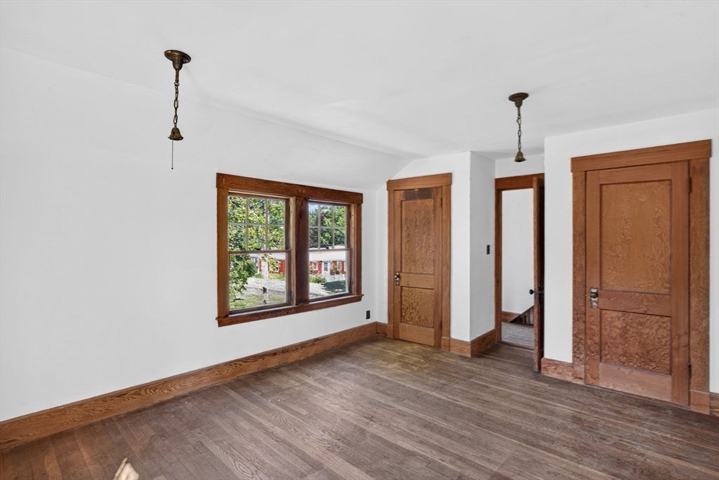 4 Oakland St, Mattapoisett, MA Photo #10