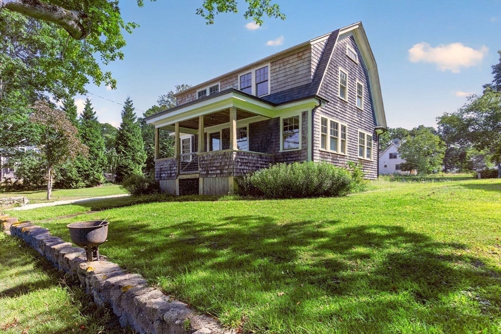 4 Oakland St, Mattapoisett, MA Photo #5