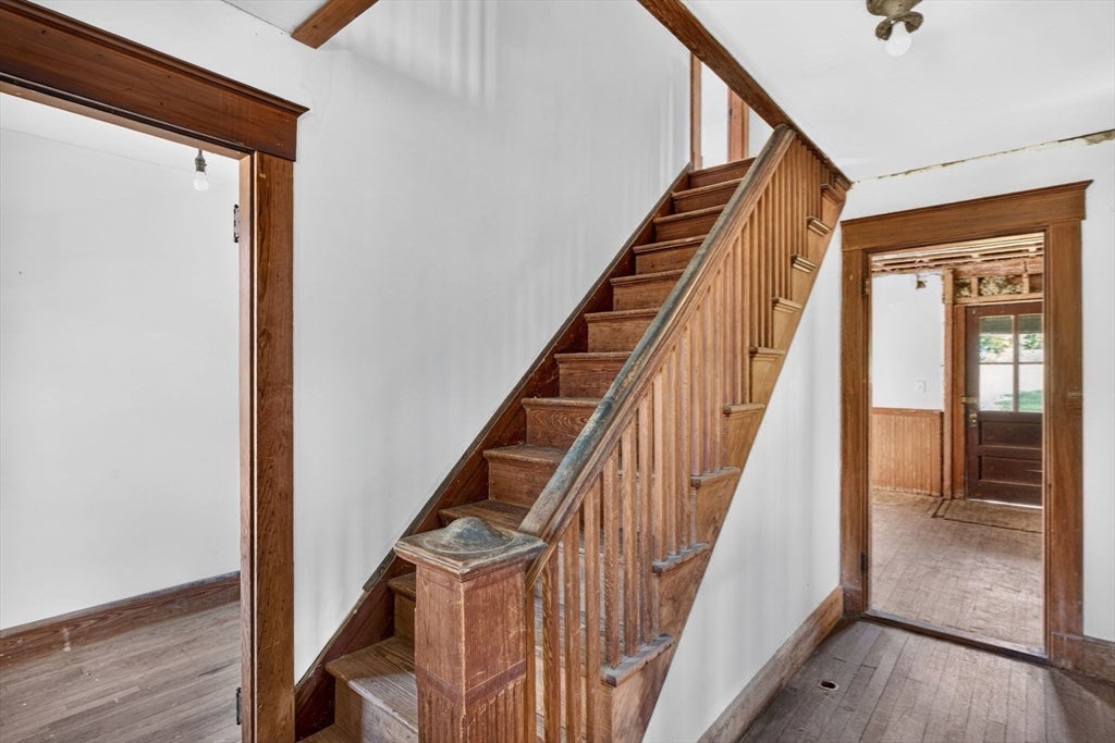 4 Oakland St, Mattapoisett, MA Photo #7