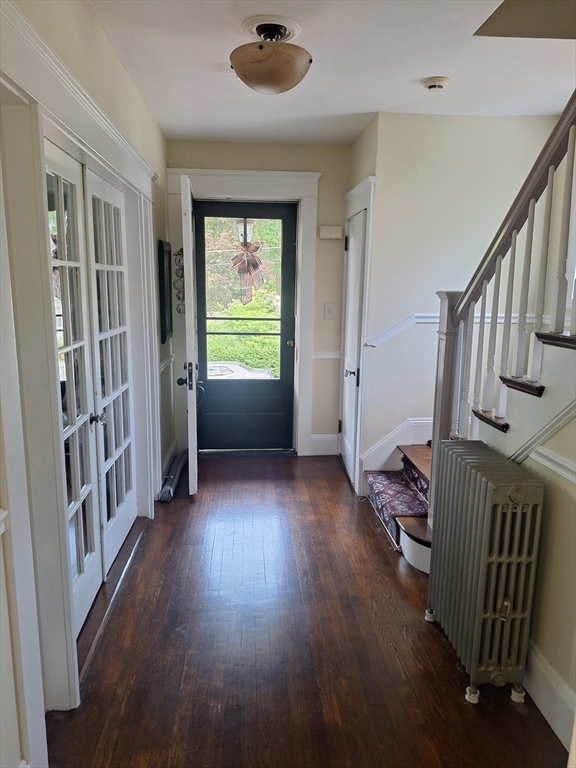 137 Hoyt Avenue