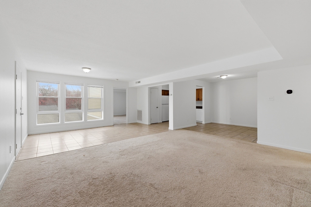 26 Beacon Street 10F