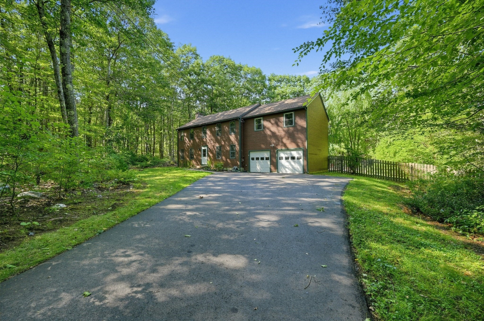 6 Woodview Dr