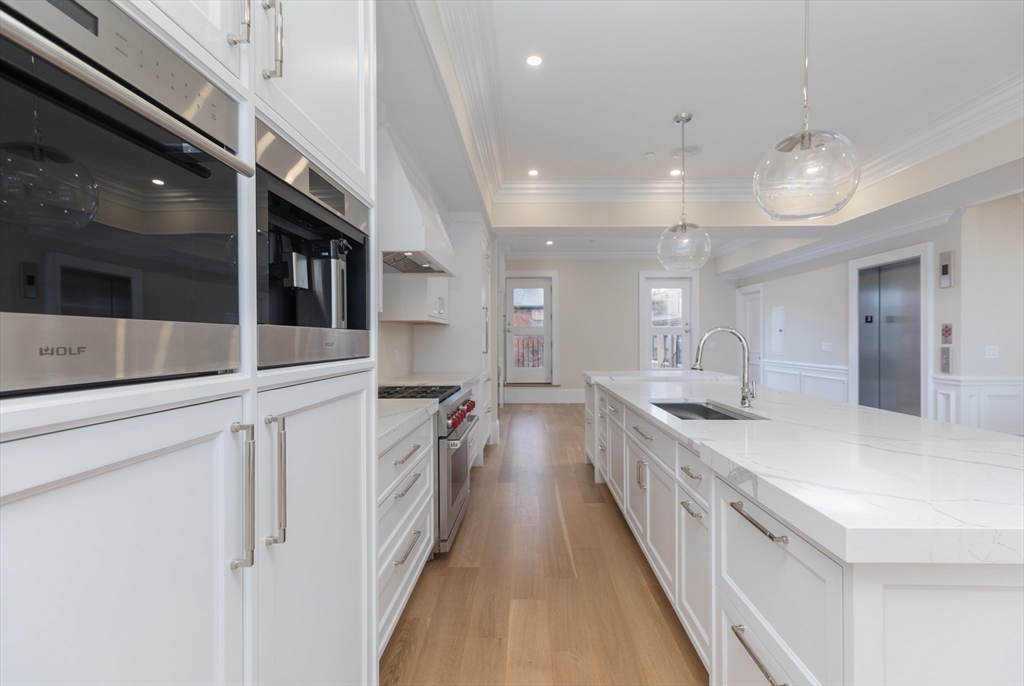 71 Mount Vernon St 1