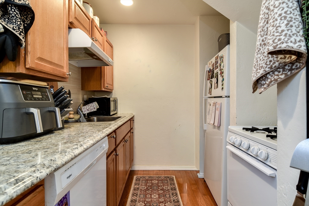 19-21 Chestnut Street