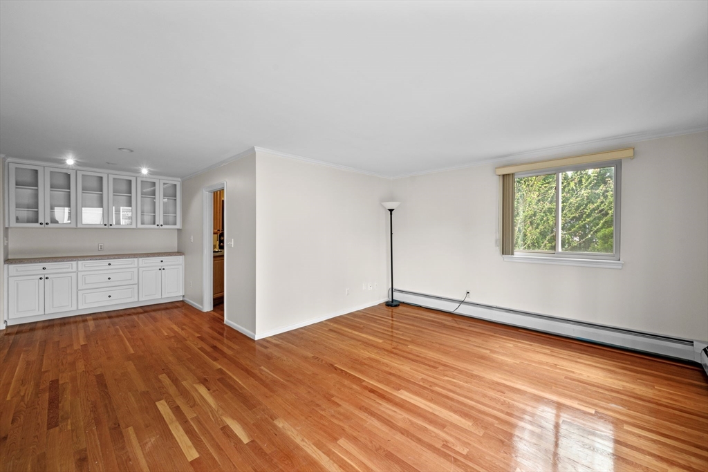 245 Lafayette Street 1H