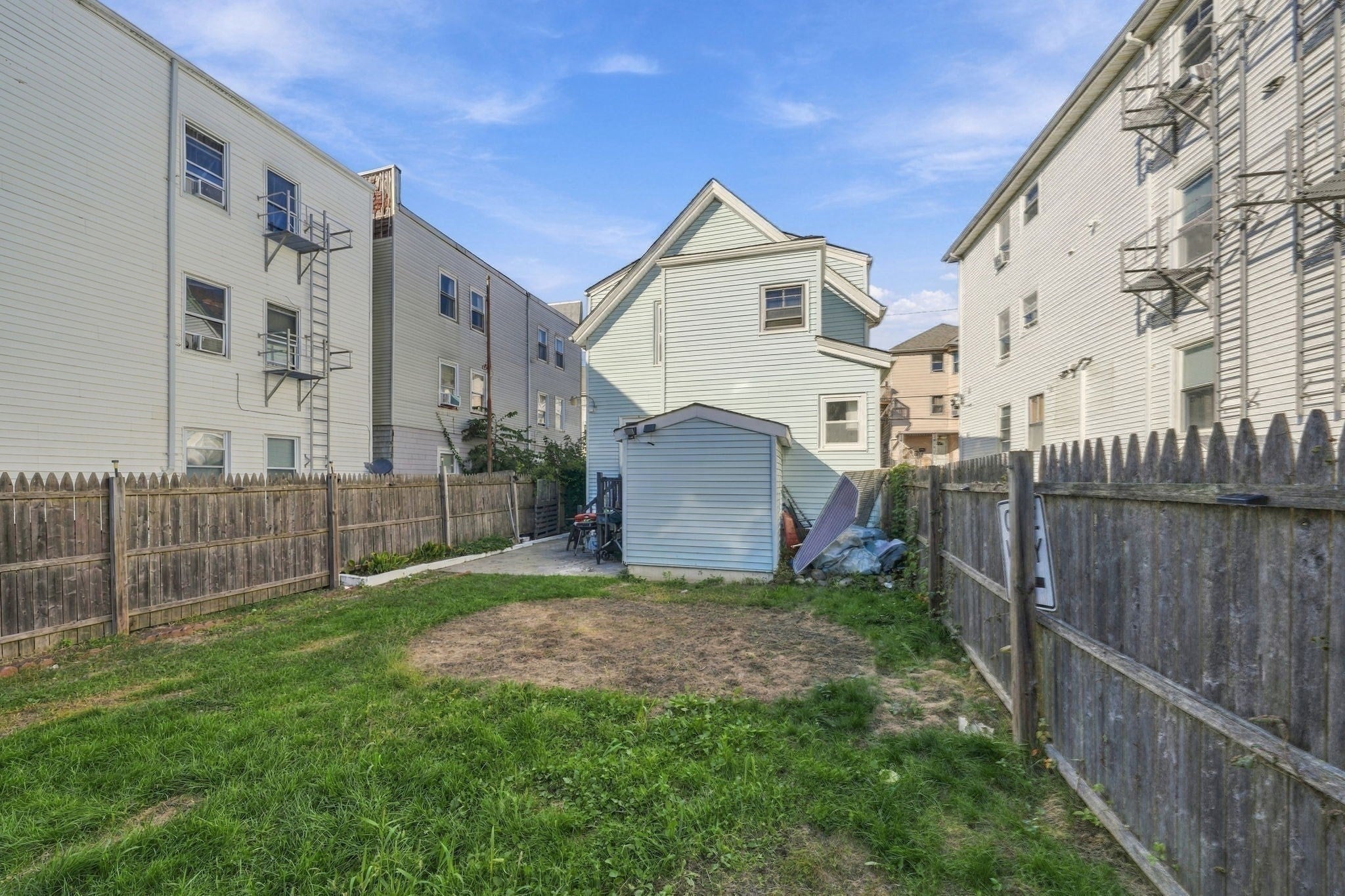 97 Canonicus St, Fall River, MA Photo #21