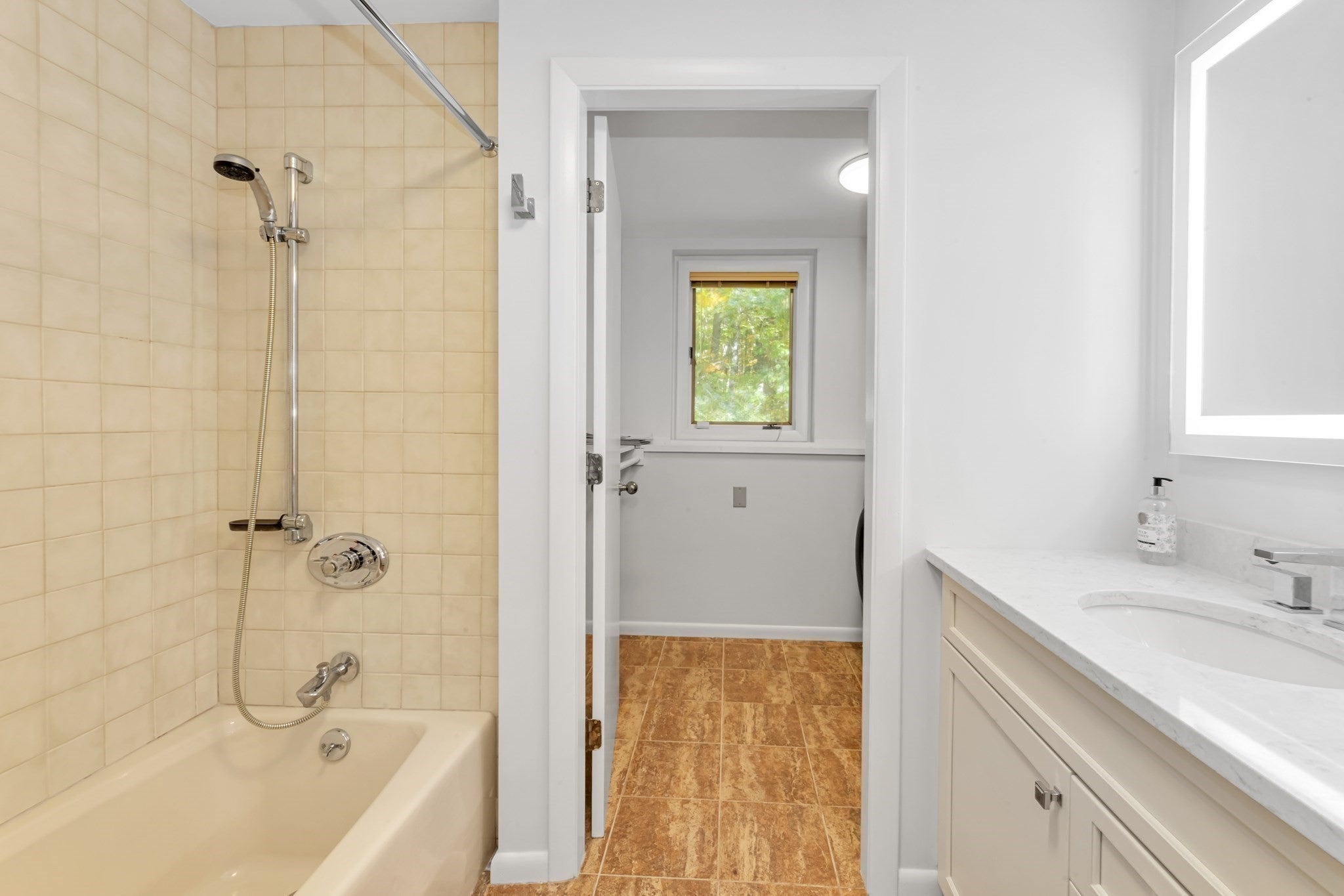 77 Woodward Ln, Boxborough, MA Photo #26