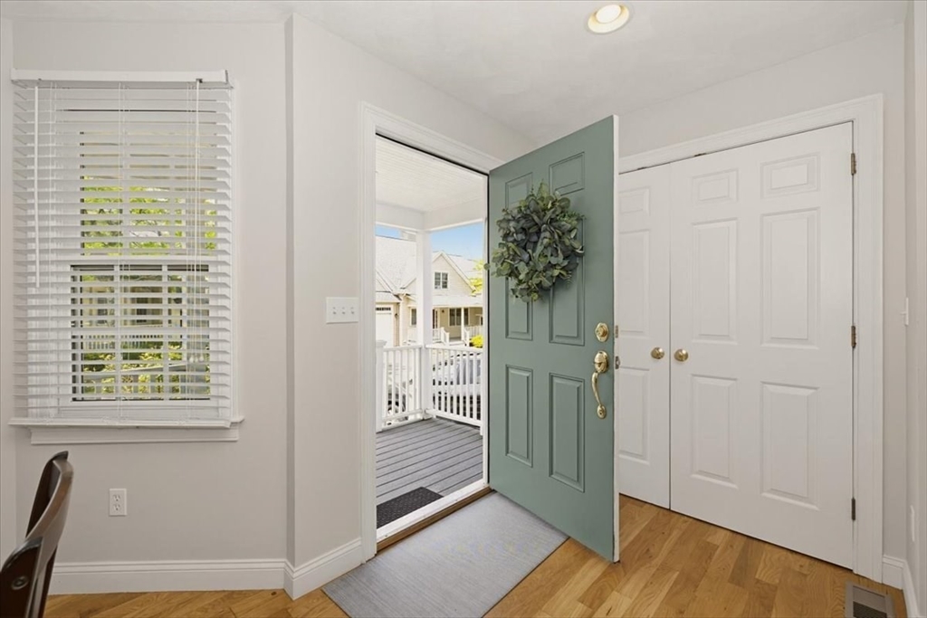 10 Charnstaff Ln 202