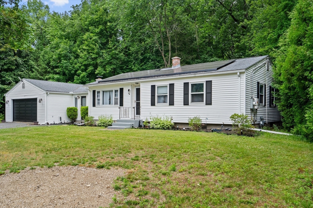 24 Helena St