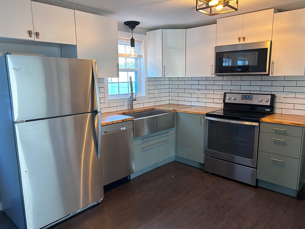 41 Groton St 1