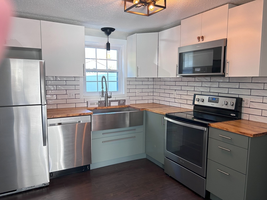 41 Groton St 1
