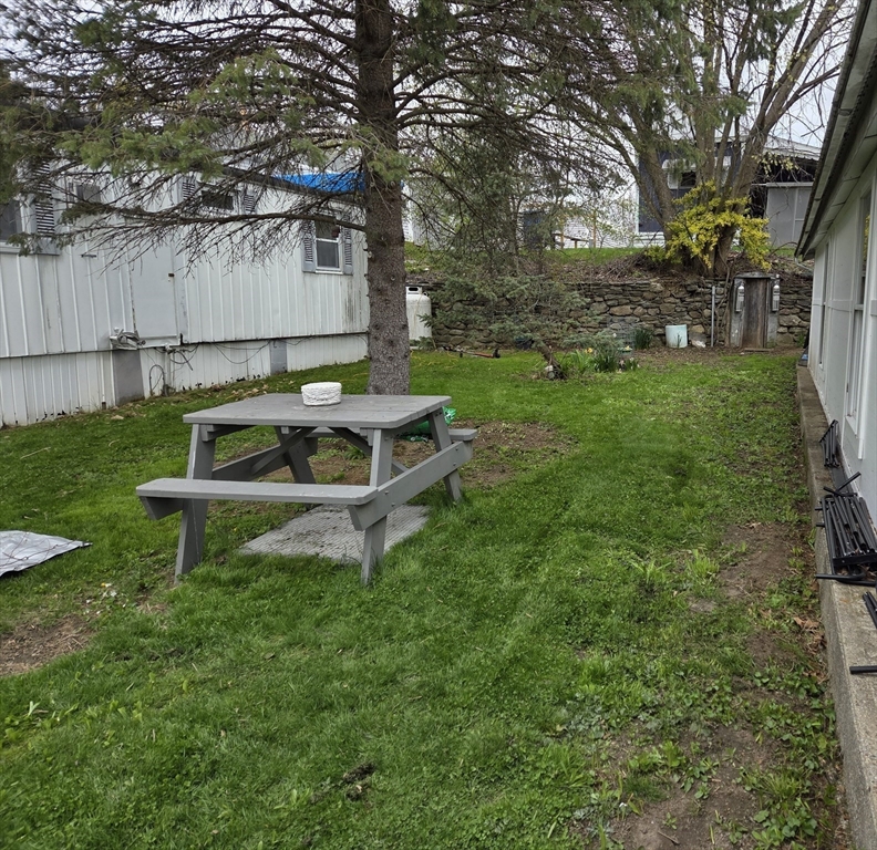 1237 Central Street 6