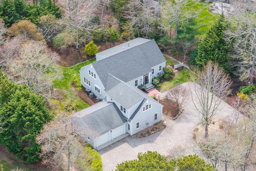 7 Gwens Lane