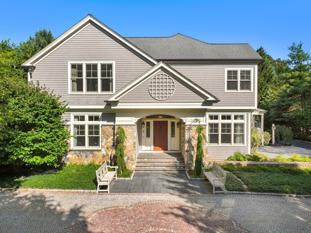 9 Stonegate Dr