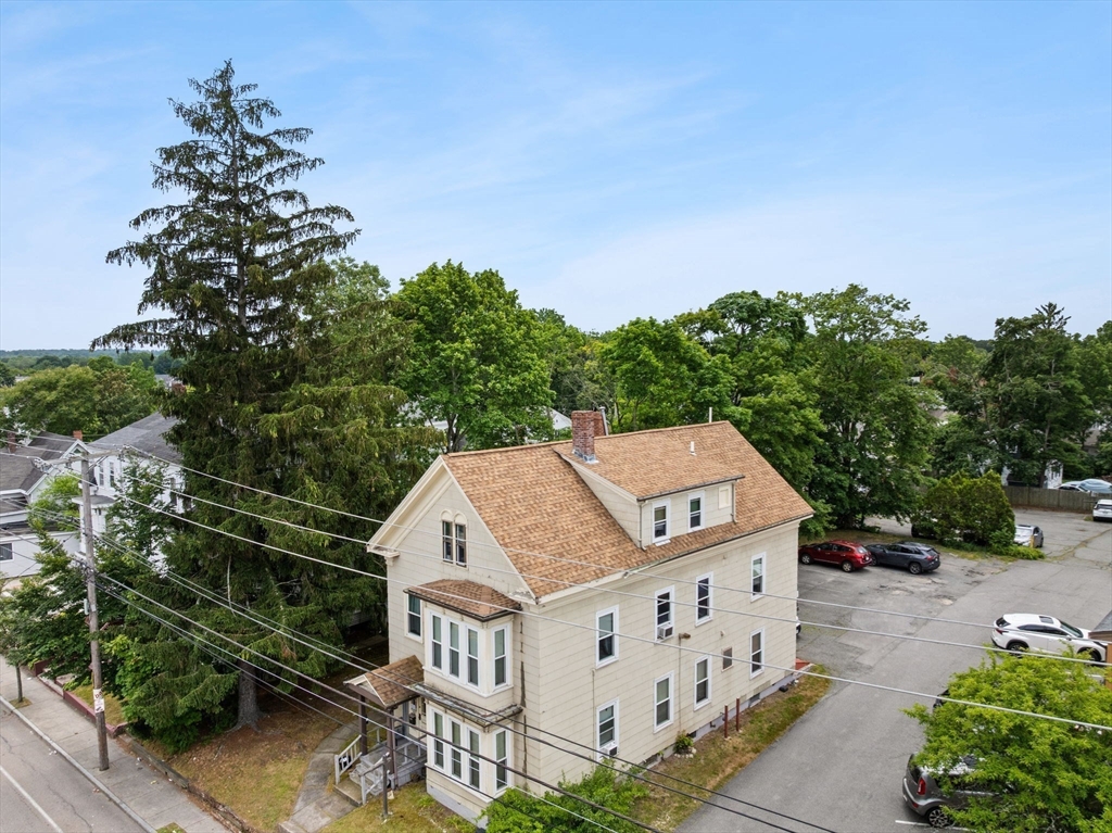 282 Belmont St