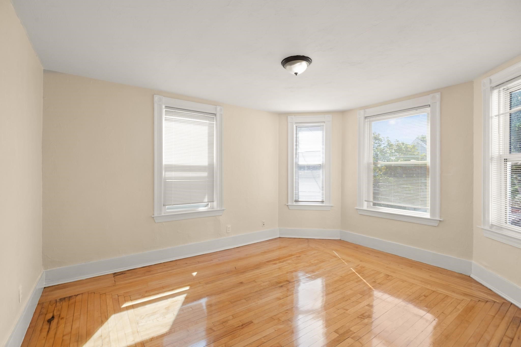 55 Rock Ave, Lynn, MA, 55 Rock Ave, Lynn, MA Photo #18