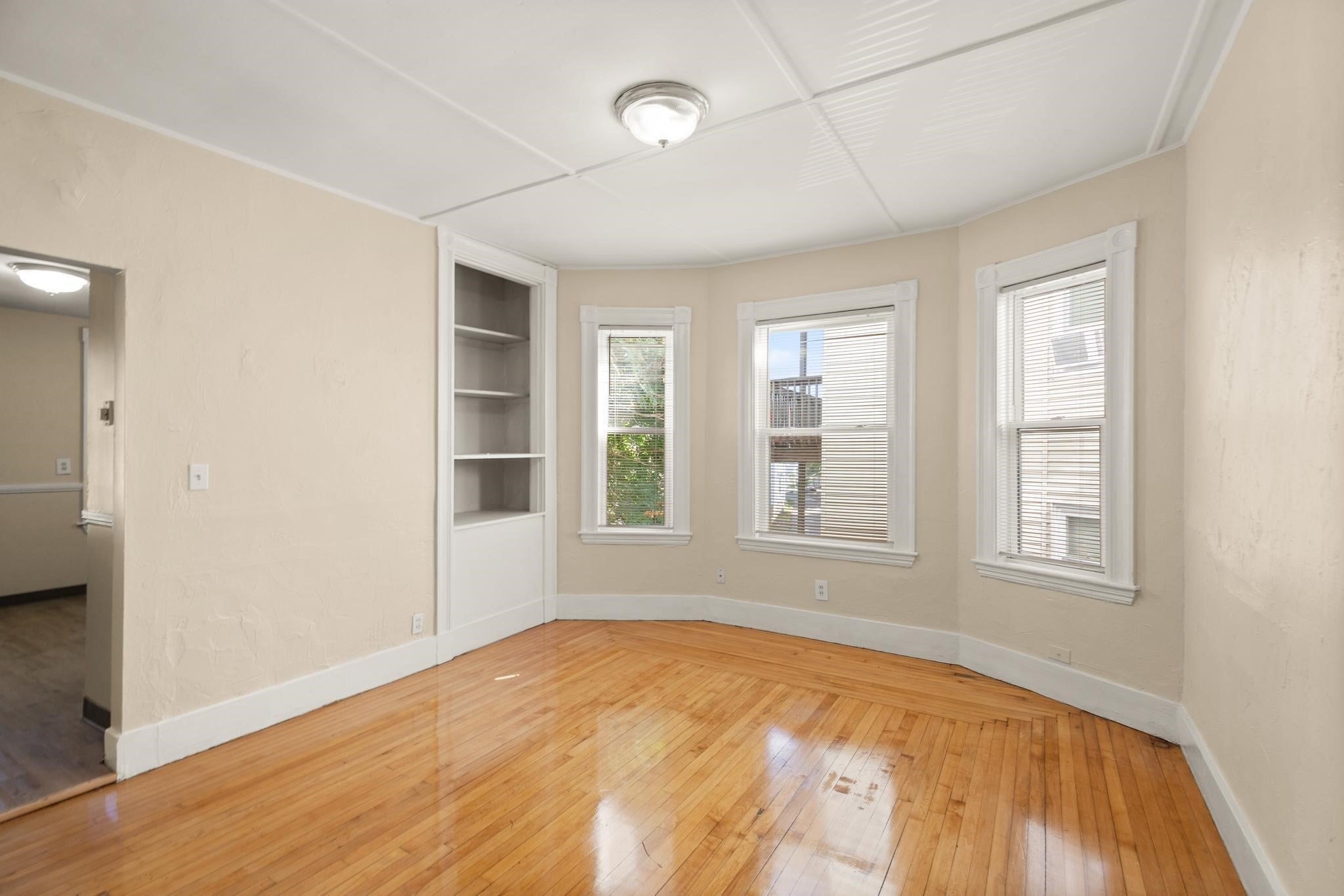 55 Rock Ave, Lynn, MA, 55 Rock Ave, Lynn, MA Photo #9