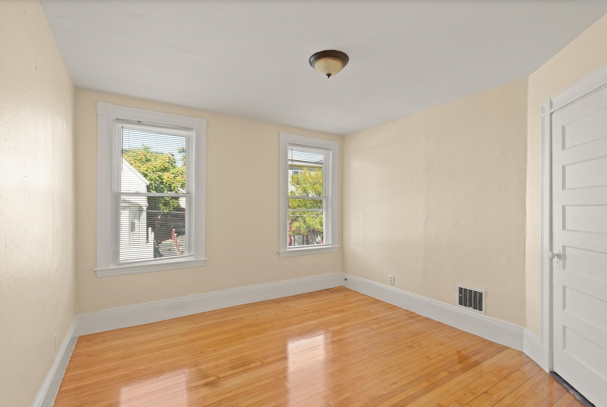 55 Rock Ave, Lynn, MA, 55 Rock Ave, Lynn, MA Photo #22