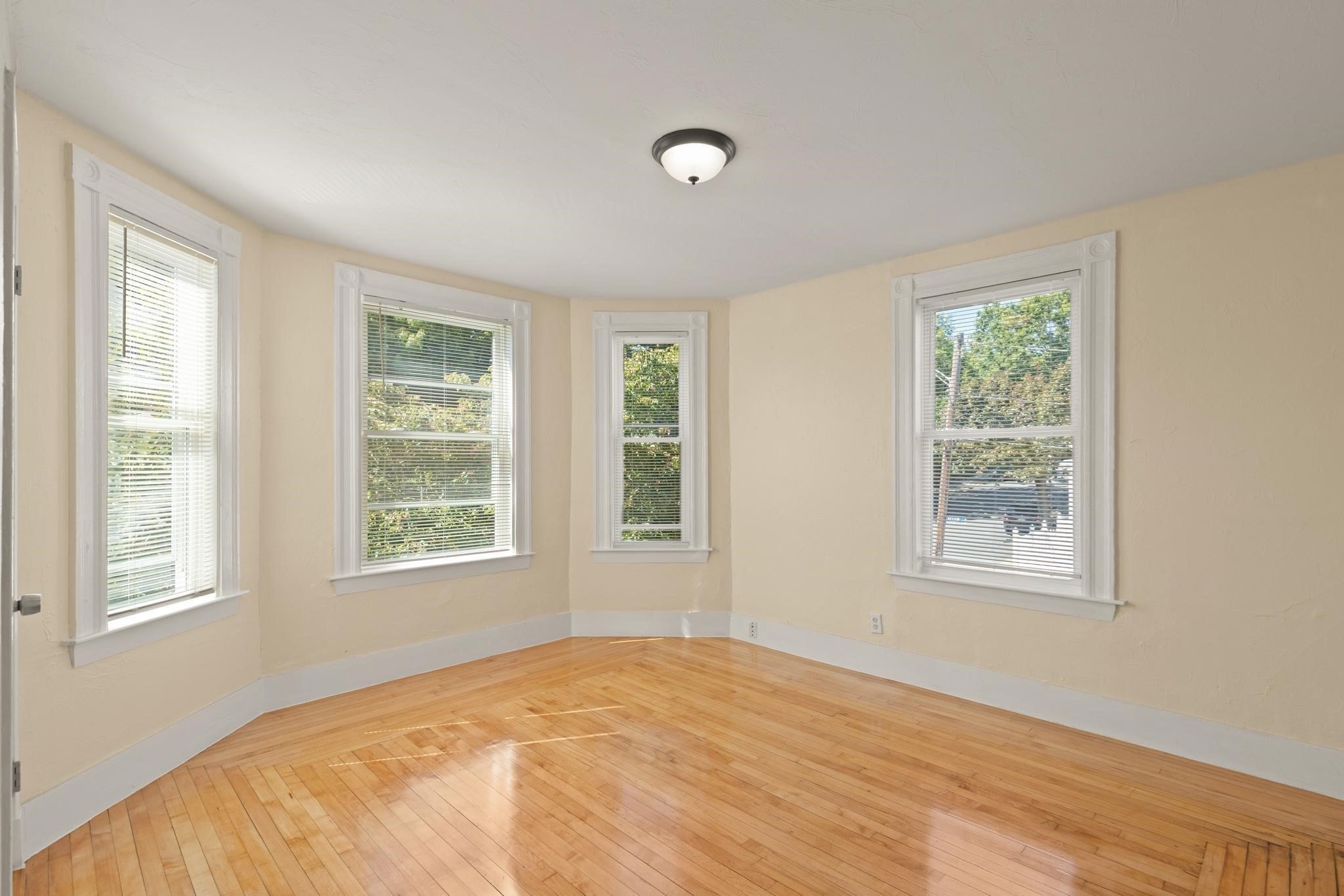 55 Rock Ave, Lynn, MA, 55 Rock Ave, Lynn, MA Photo #23