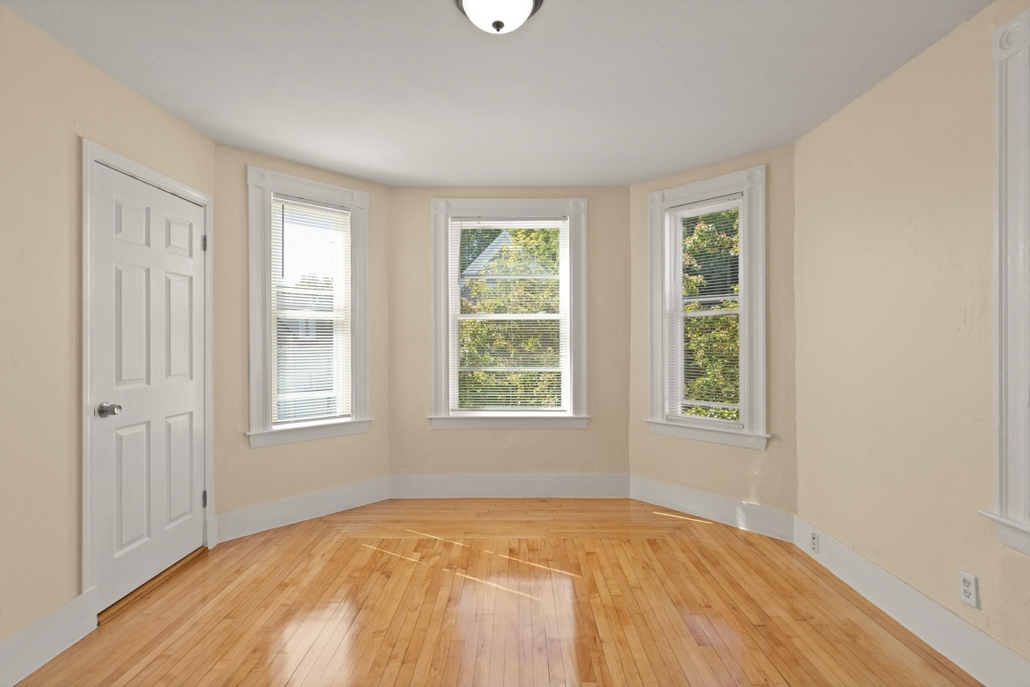 55 Rock Ave, Lynn, MA, 55 Rock Ave, Lynn, MA Photo #24