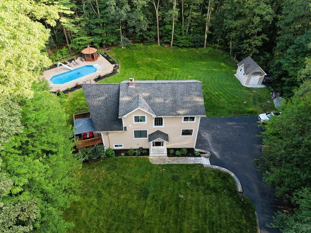Photo of 31 Green St, Northborough, MA