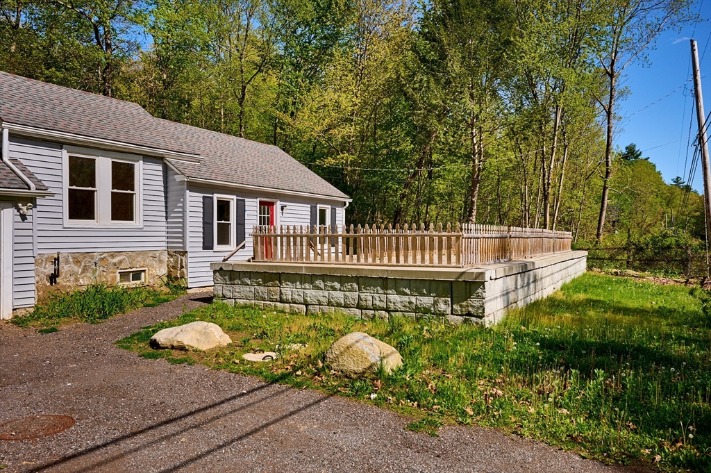 140 Amherst Rd