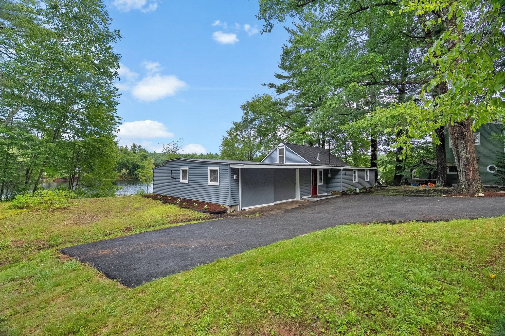 24 Cote Ln