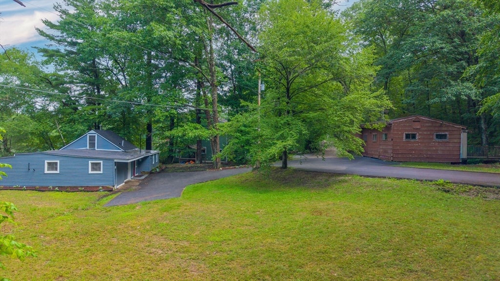 24 Cote Ln