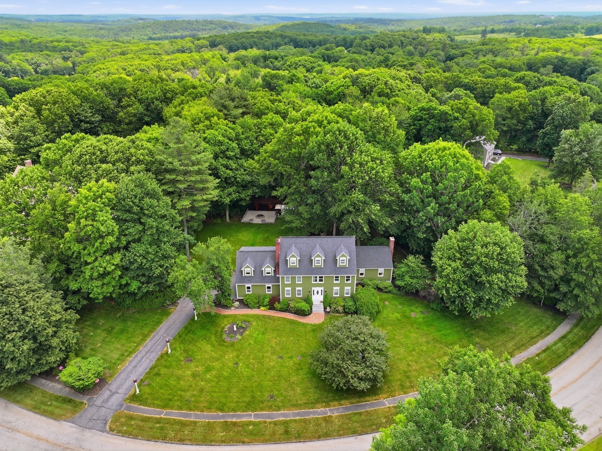 30 Knollwood Drive