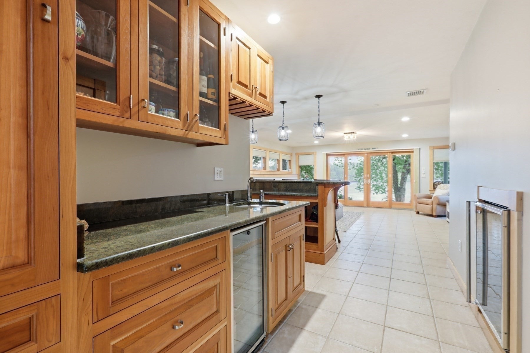 89 Dunstable RD, Westford, MA Photo #23